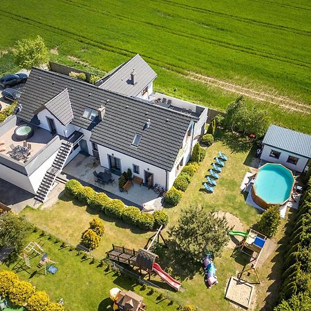Apartamenty Teczowe Ujście-Darłowskie Exterior foto