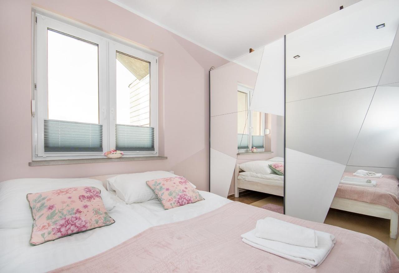 Apartamenty Teczowe Ujście-Darłowskie Exterior foto